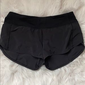 Lululemon black athletic short